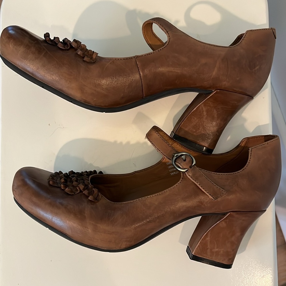 Earthy, Mary Jane, Shipley style, size 8 - Picture 3 of 7